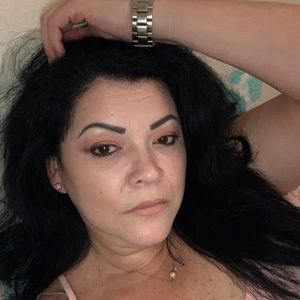 Meet your Posher, Jujuana